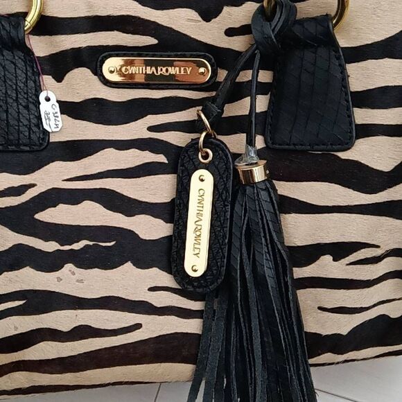 Cynthia Rowley Women's Zebra Striped Pattern Duffle Bag Tan and Black - Picture 5 of 7